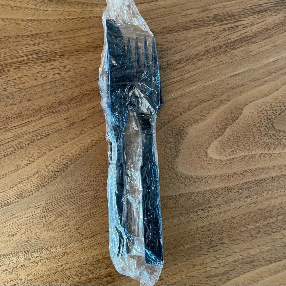 NIP sealed plastic cutlery